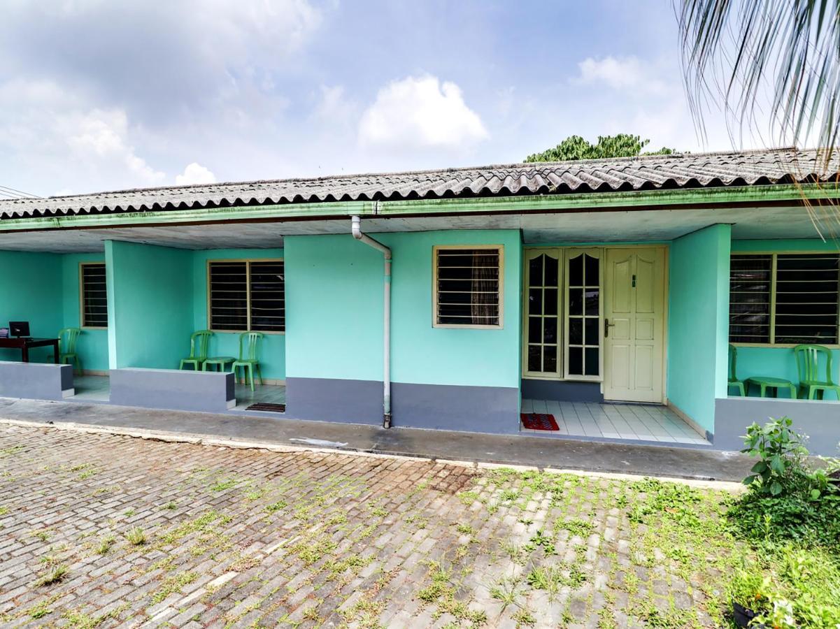 Spot On 90003 Villa Tawang Cianjur Exterior foto